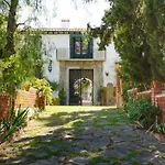 Villa Clavero Five Premium Apt